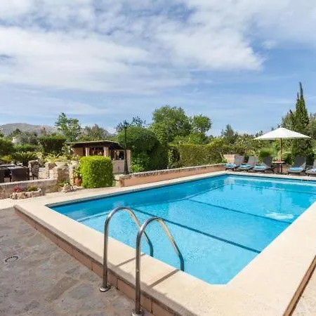Villa Sleeps 6 With Pool Air Con And Wifi *