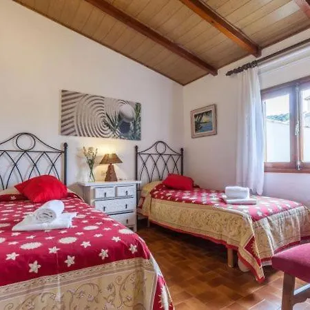 Villa Sleeps 6 With Pool Air Con And Wifi Pollenca