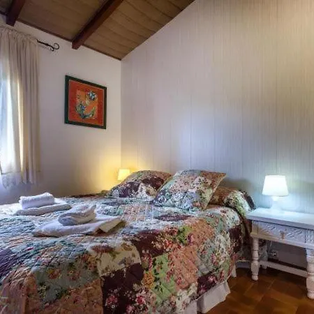 Sleeps 6 With Pool Air Con And Wifi Villa
